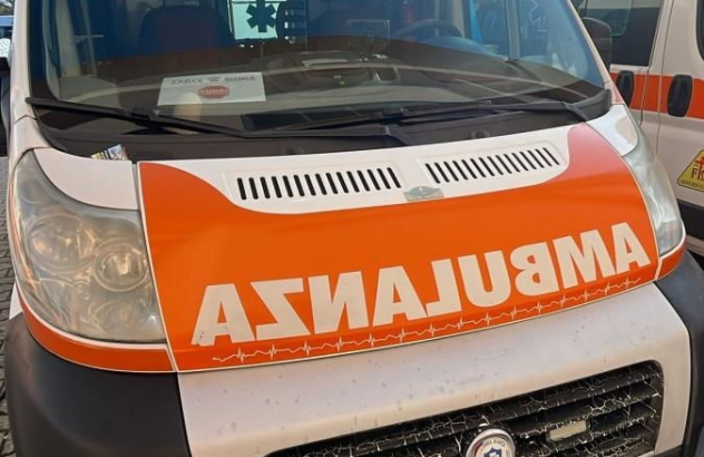 Fiat ducato ambulanza (corn) vp 2008