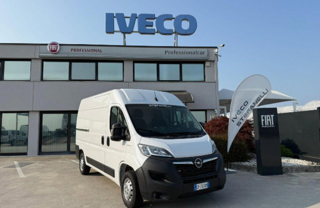 Opel movano 35 l2h2 140 2023