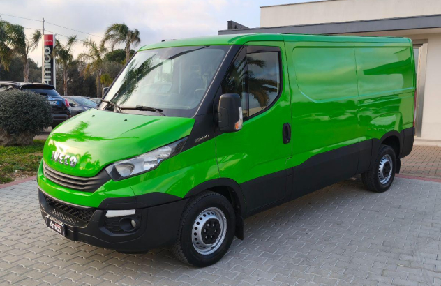 Iveco daily 35s14 furgone medio tetto basso gancio traino 2016