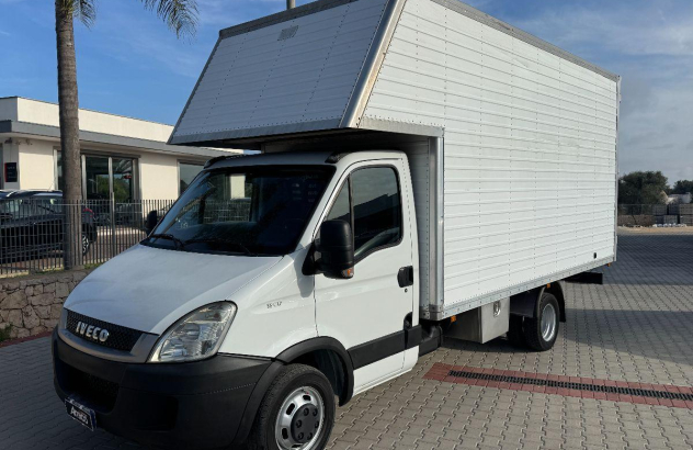 Iveco daily 35c17 3.0 170cv furgonatura in alluminio 4.8 metri 2010