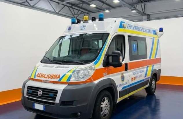 Fiat ducato ambulanza (calci) vp 2009
