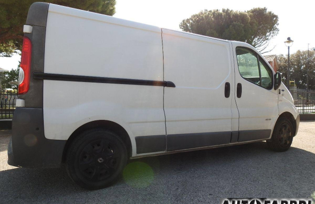 Renault trafic 2012