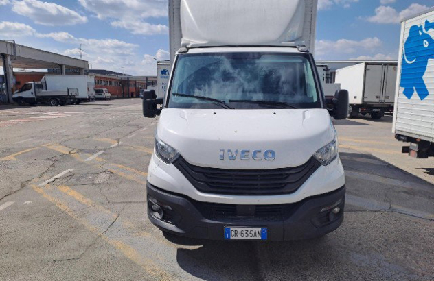 Iveco daily 35c14h box 2023