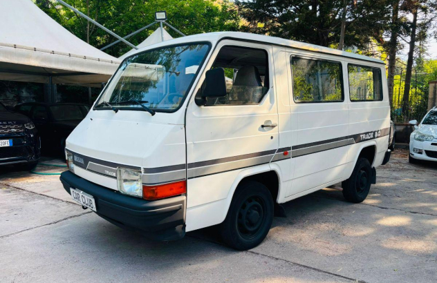 Nissan trade 2.0 9 posti storico 1993