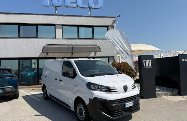 Peugeot expert 2.0 blue hdi 140cv l2h1 2024