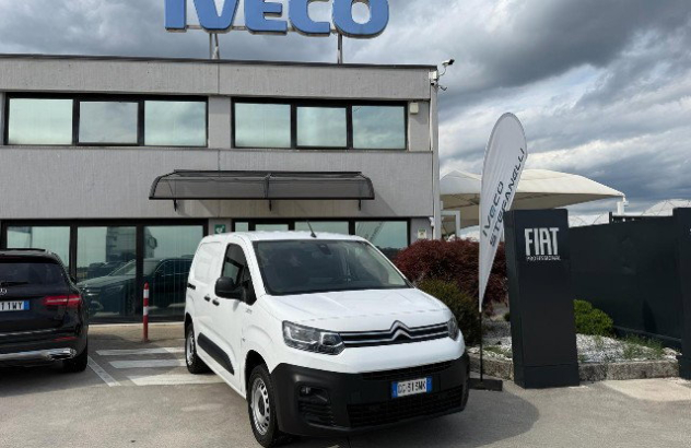 Citroen berlingo m club 130 eat 8 2021