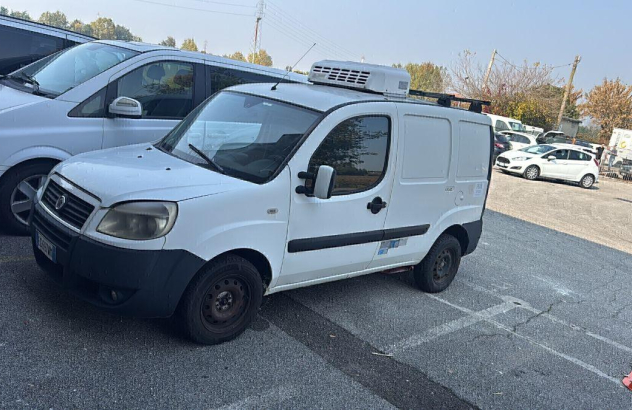 Fiat doblo 1.6 16v natural power active 2010