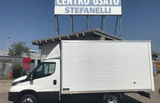 Iveco daily 35c14h box 2023