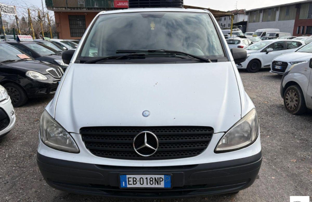 Mercedes-benz vito 111 cdi compact 4x4 automatico 2010