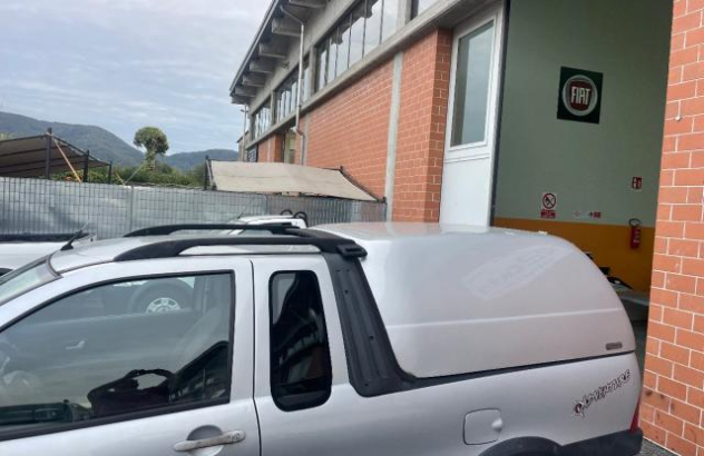 Fiat strada hard top 2006