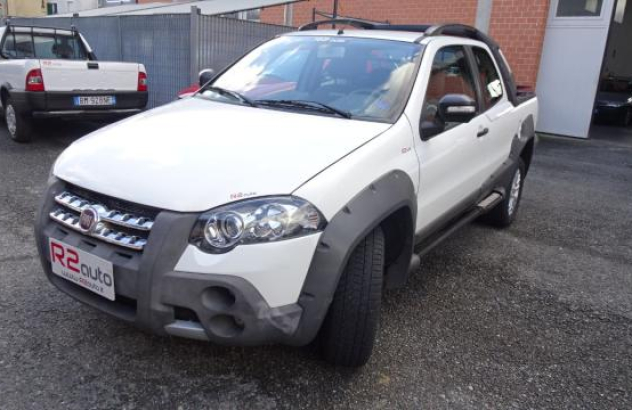 Fiat strada 2013