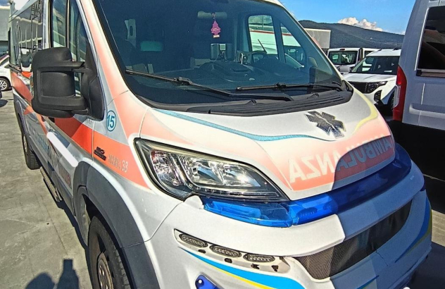 Fiat ducato ambulanza (4417) 2016