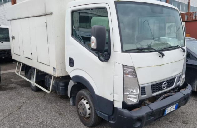 Nissan cabstar 2016