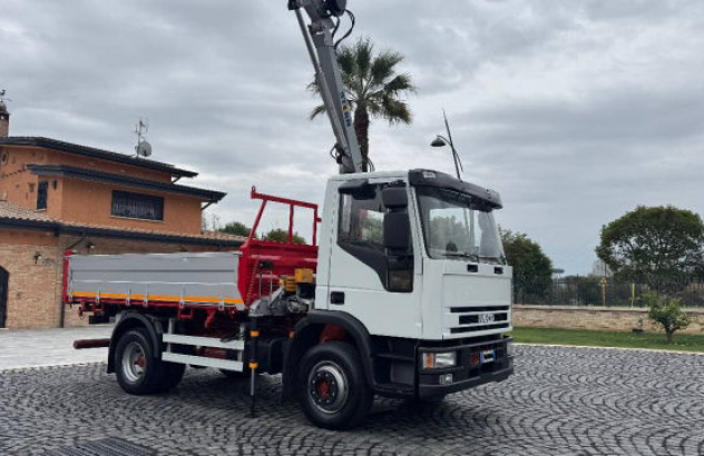 Iveco 130 eurocargo 130e15 con a c e radiocomando 1996