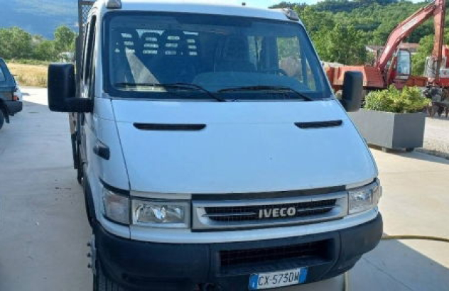 Iveco 35c9a ribaltabile - portata 800 2005