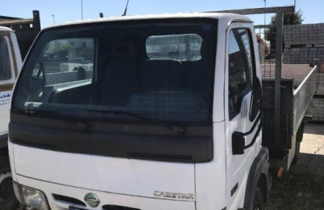Nissan cabstar portata kg 1200 2004