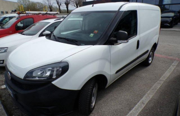 Fiat doblÃ² cargo 1.6 mjt 105cv ch1 business ses 2020