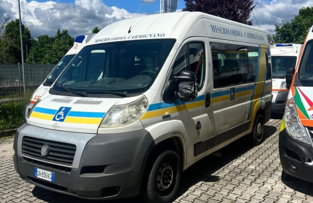 Fiat ducato trasporto disabili c-sollevatore 2007