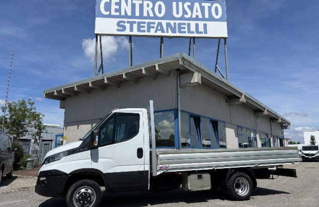 Veicoli commerciali usate