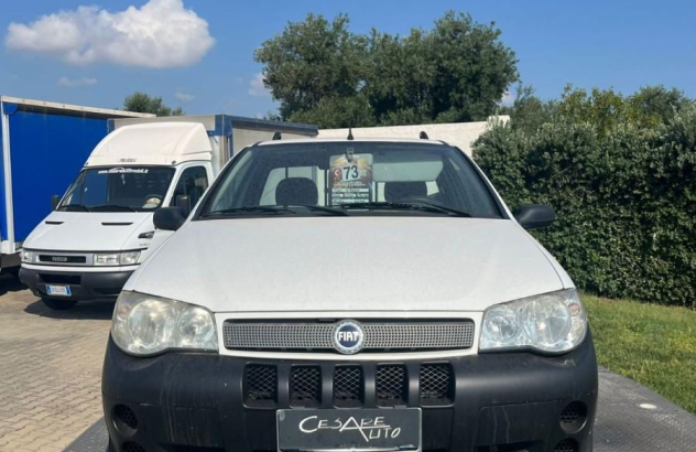 Fiat strada 2006