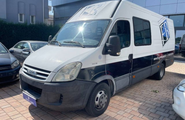 Iveco daily 35 c15d bar.t. p.l. 2007