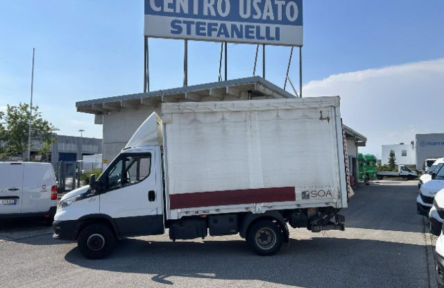 Iveco daily 70c18ha8 box + sponda 2021