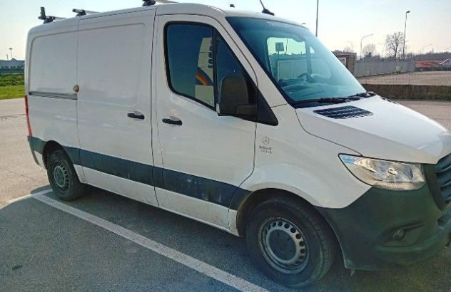 Mercedes-benz sprinter 211 f 32-20 h1 9g tronic 2021