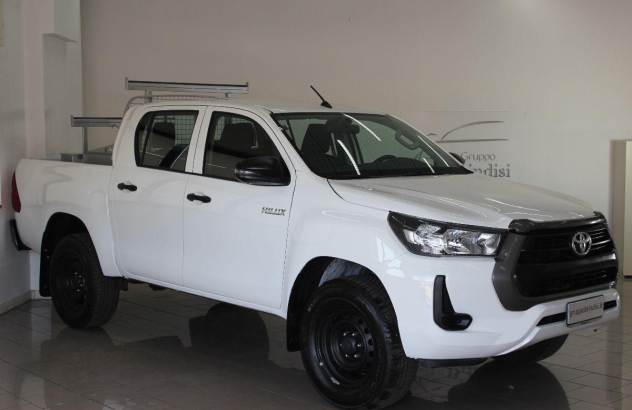 Toyota hilux 2,4 d4d m-t dc 4x4 comfort.vc. 2020