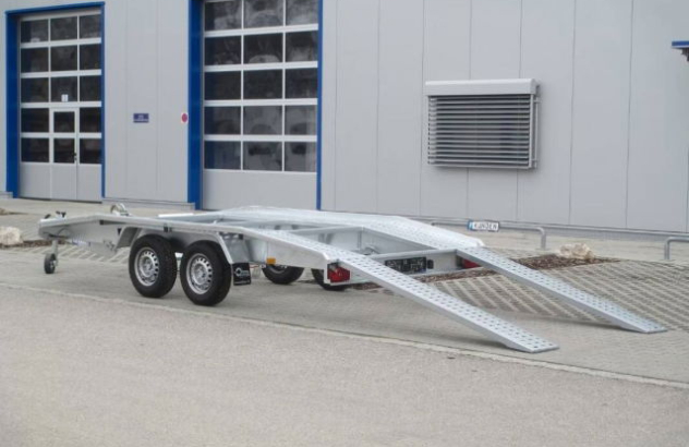Altro trasporto auto doopio asse 450x210cm 2700kg 2025