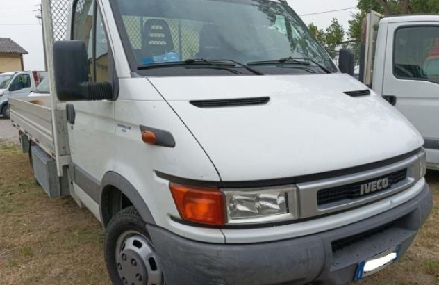 Iveco daily cassone fisso 2002