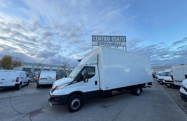 Iveco daily 70c18ha8-p box + sponda p.5100 2023