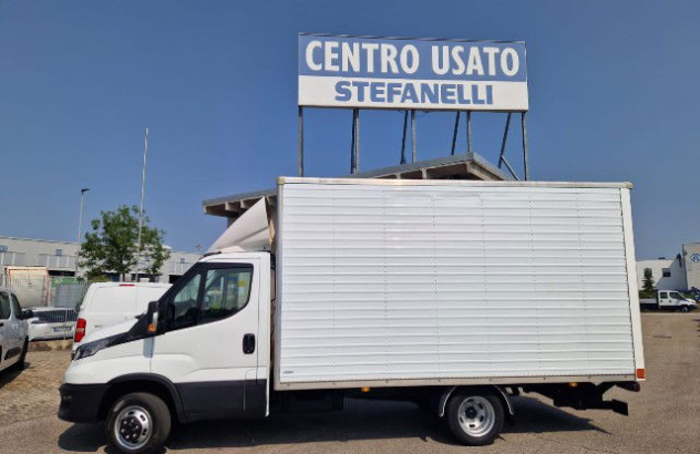 Iveco daily 35c14h box + sponda 2022