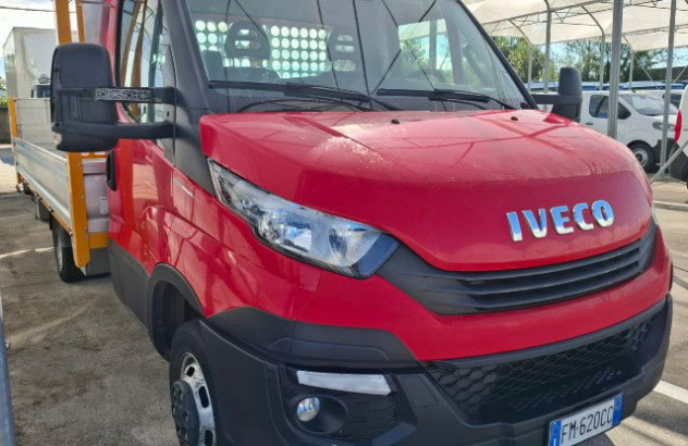 Veicoli commerciali usate