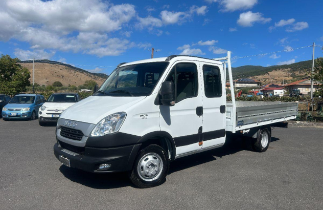 Iveco 35c13 2.3 126cv 7posti 2014
