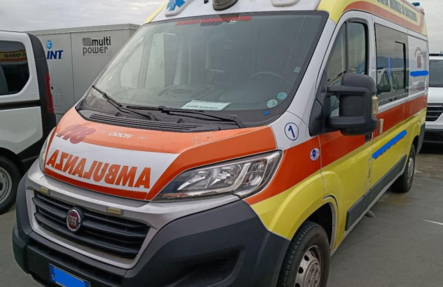 Fiat ducato ambulanza (4194) vp 2015