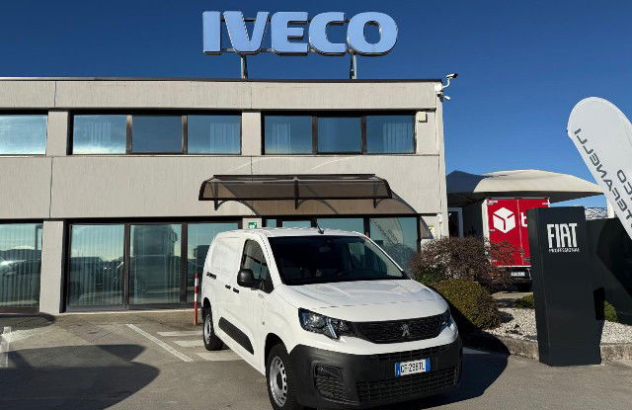 Peugeot partner l2 h1 100 2021