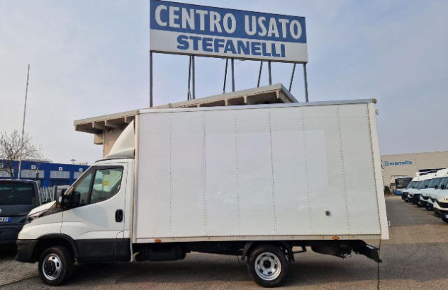 Iveco daily 35c14h box 2022