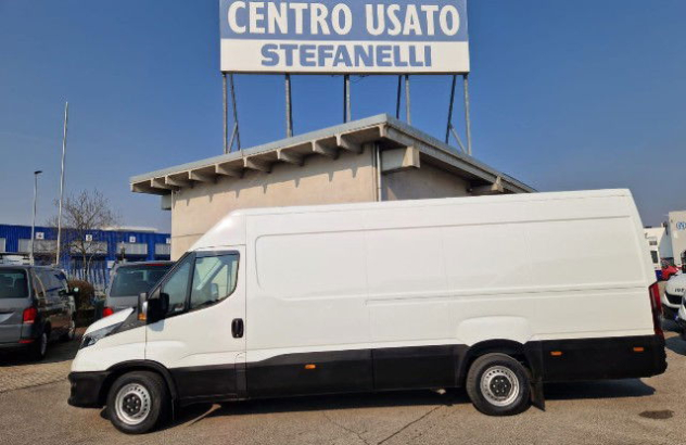 Iveco daily 35s16 v passo 4100 2022