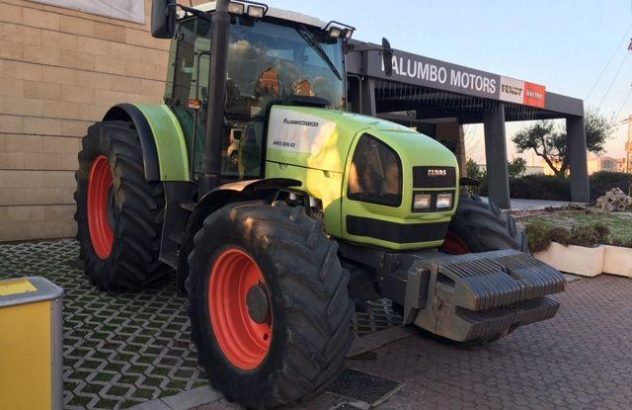 Trattore Claas 2006