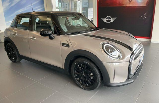 MINI Mini Cooper Boost 5 porte Benzina 2021