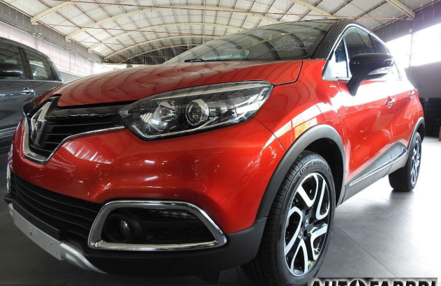 RENAULT Captur TCe 120 CV EDC SeS Energy Hypnotic Benzina 2016