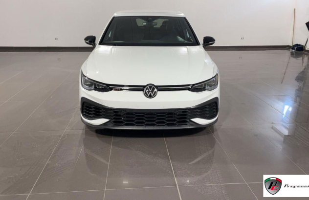 VOLKSWAGEN Golf  Benzina 2021