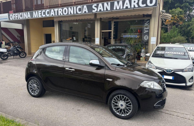 LANCIA Ypsilon 1.2 69 CV 5 porte GPL Ecochic Silver GPL 2012