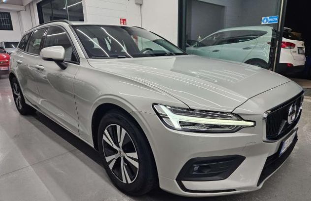 VOLVO V60  Diesel 2020