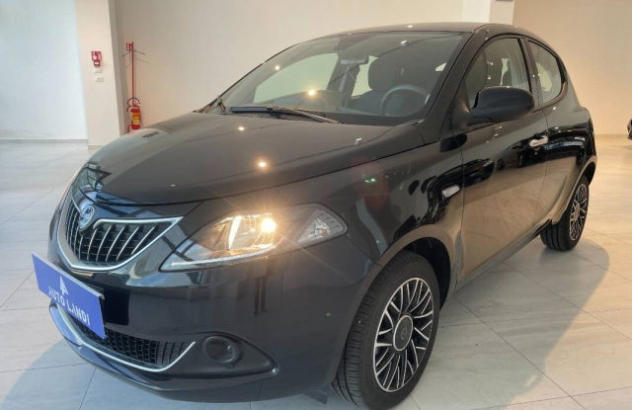LANCIA Ypsilon  Elettrica-Benzina 2024
