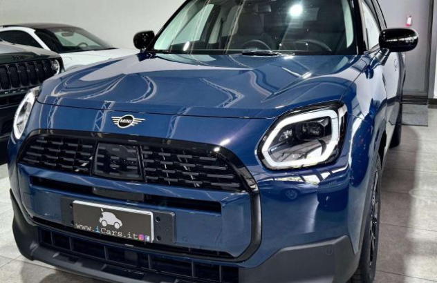 MINI Countryman C  Elettrica-Benzina 2025