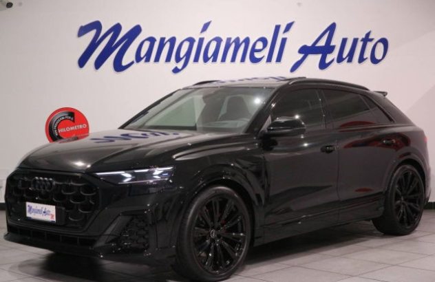 AUDI Q8  Elettrica-Diesel 2024