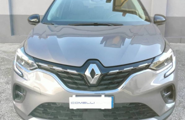 RENAULT Captur  Benzina 2024