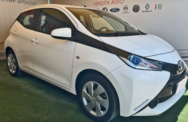TOYOTA Aygo  Benzina 2016