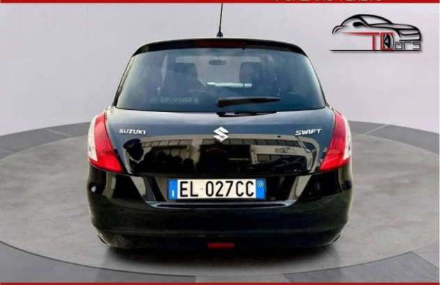 SUZUKI Swift  Benzina 2011